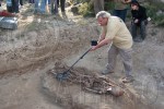 2010-05-21-22-23-EXHUMACION EN RUBIELOS DE MORA-ARANZADI-FOTOS ARICO-MIGUEL ANGEL CAPAPE (193)