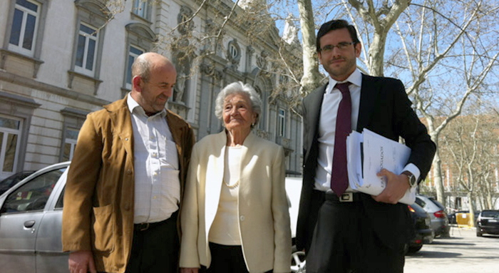 1395149277332armh-640