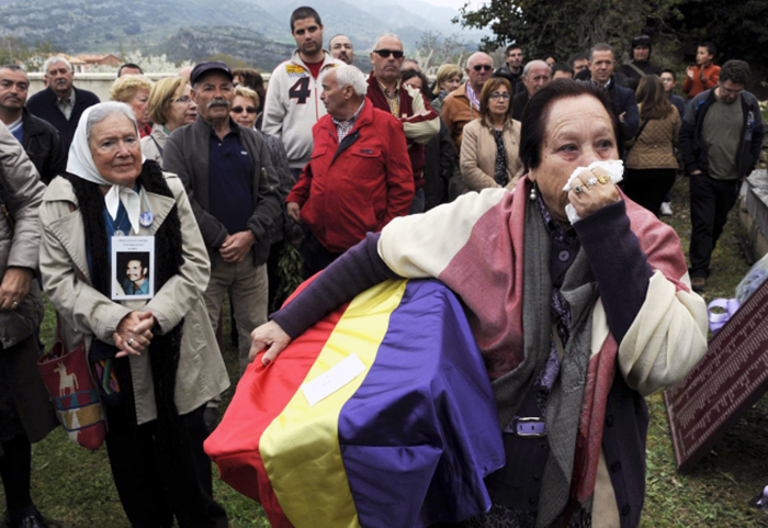 70f6c07d223618425943aa018ede89a6_XL