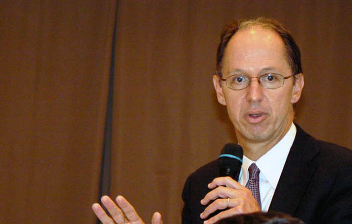 1410542622432Pablo-de-Greiff-galc4