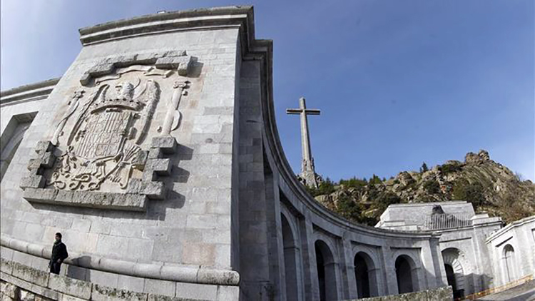 Senado-presupuestaria-Ley-Memoria-Historica_EDIIMA20130708_0009_13