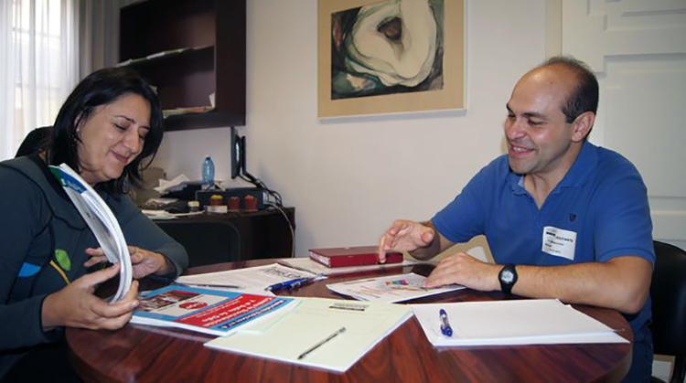 Diputada-Comunitat-Valenciana-Movimento-Intolerancia_EDIIMA20151223_0620_5