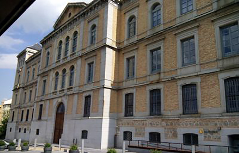 diputacion-toledo-fachada-lateral-400x257