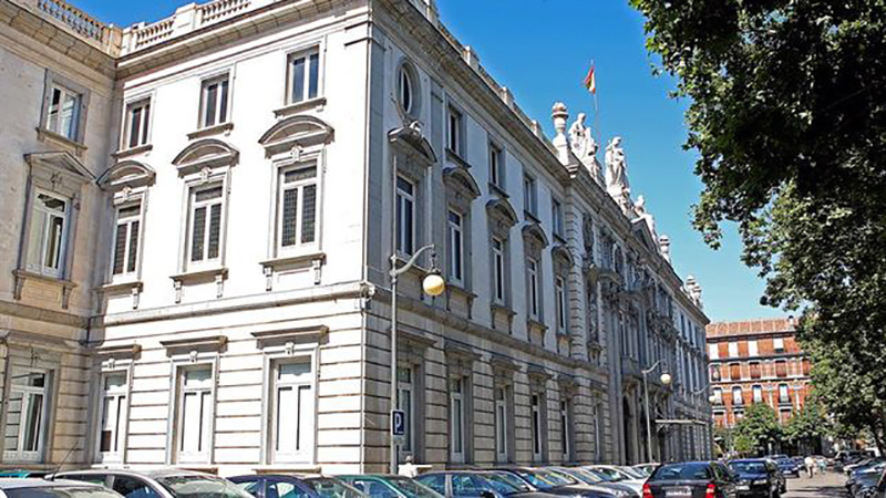 Demandan-Patrimonio-Nacional-Supremo-exhumaciones_EDIIMA20160728_0170_4