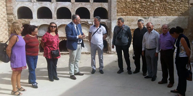 antoniorojasvisitacementerioasociacionmemoriasanfdooct16-800x400