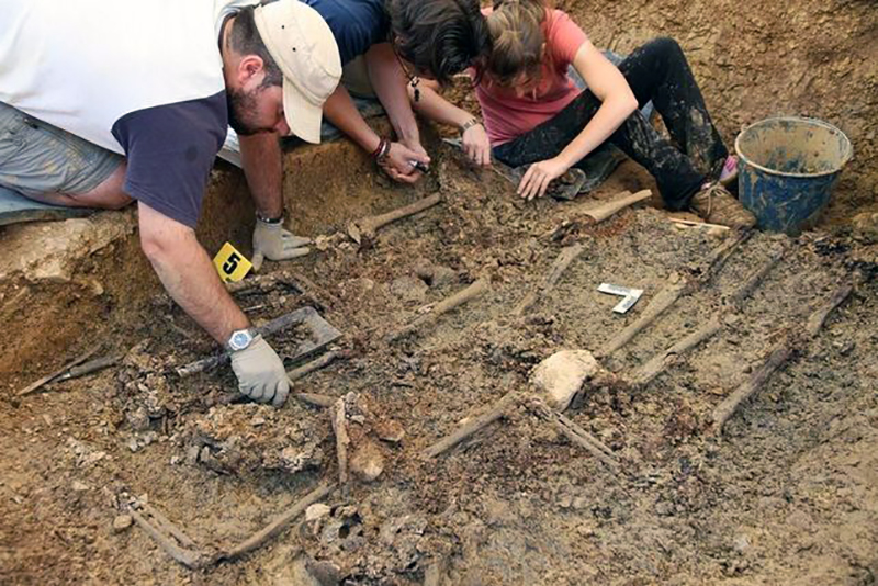 excavacion-fosa-guerra-civil_ediima20161003_0052_5