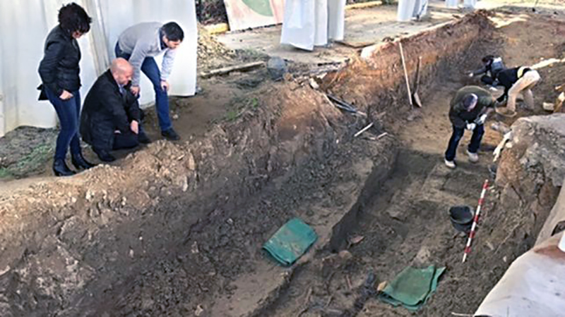 Avanzan-recuperacion-franquismo-cementerio-Camas_EDIIMA20161229_0411_19