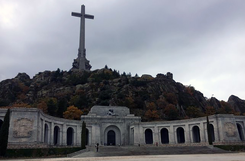 PSOE-Santamaria-Patrimonio-Valle-Caidos_EDIIMA20170404_0994_19
